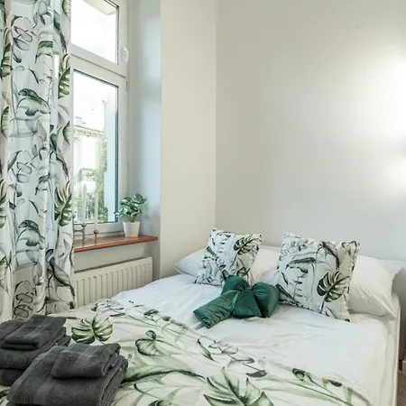 Apartly - Z Dusza Kamienicy I Centrum Lägenhet *