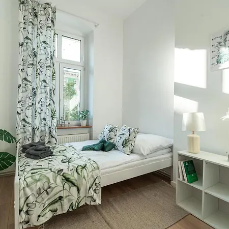 Lägenhet Apartly - Z Dusza Kamienicy I Centrum *